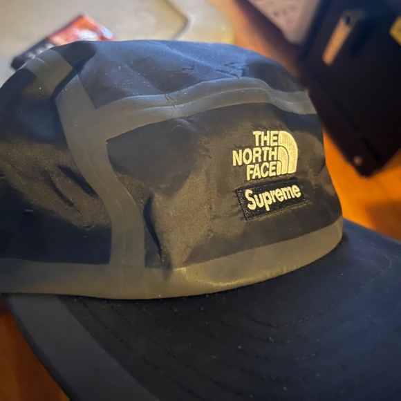 Four hats for sale - Picture 15 of 16